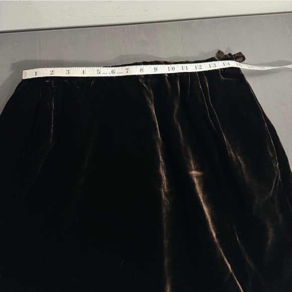 Valentino Women’s Vintage Brown Velvet Pencil Skirt - Picture 8 of 10